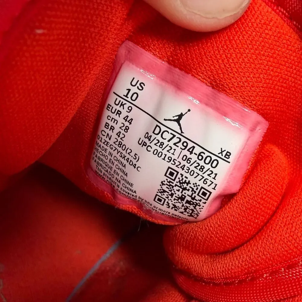 Nike Air Jordan 1 Mid SE Barcelona Sweater Chile Red Patent Mens 10 DC7294-600